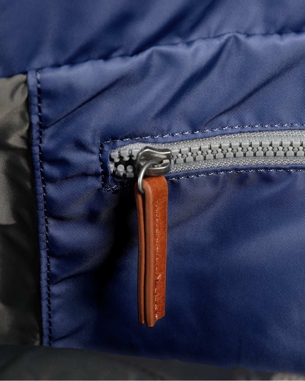 Bantry B Small Recycled Nylon Burnt Blue
